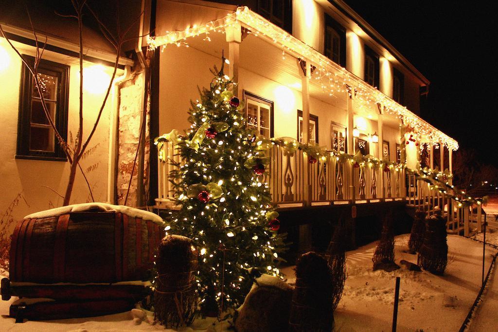 Les Ancetres Auberge & Restaurant St-Pierre-de-l'Île-d'Orléans Dış mekan fotoğraf
